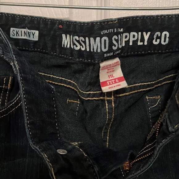 Mossimo Supply Co Low rise skinny jeans - 11L FIT 6 - Picture 2 of 3